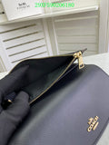 Amelia - CAH Wallet - 049