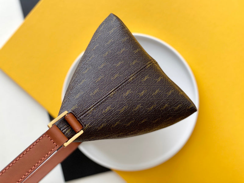 Amelia - YSL Bag - 4154