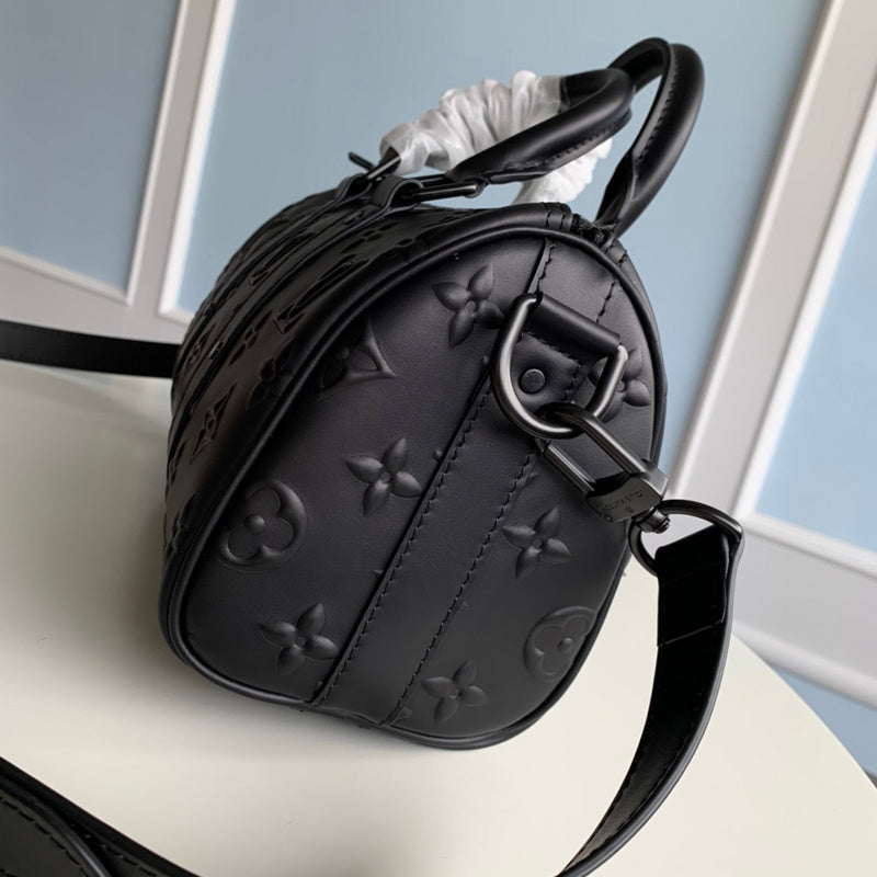 Fan Fashion Lu-Vi bags - 17524