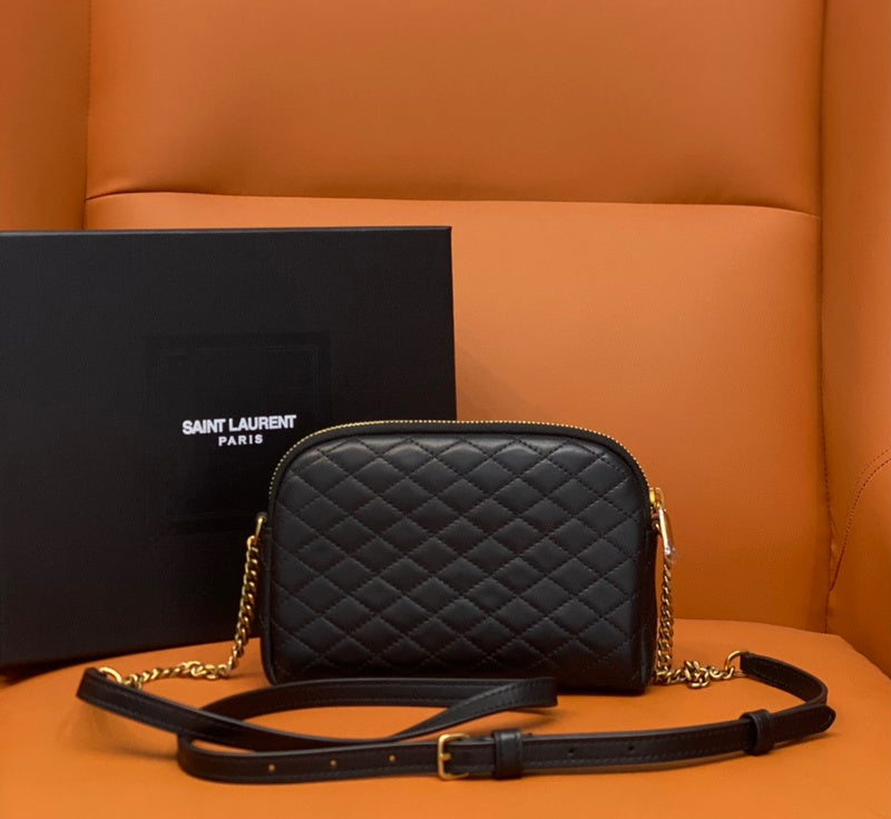 Amelia - YSL Bag - 2056