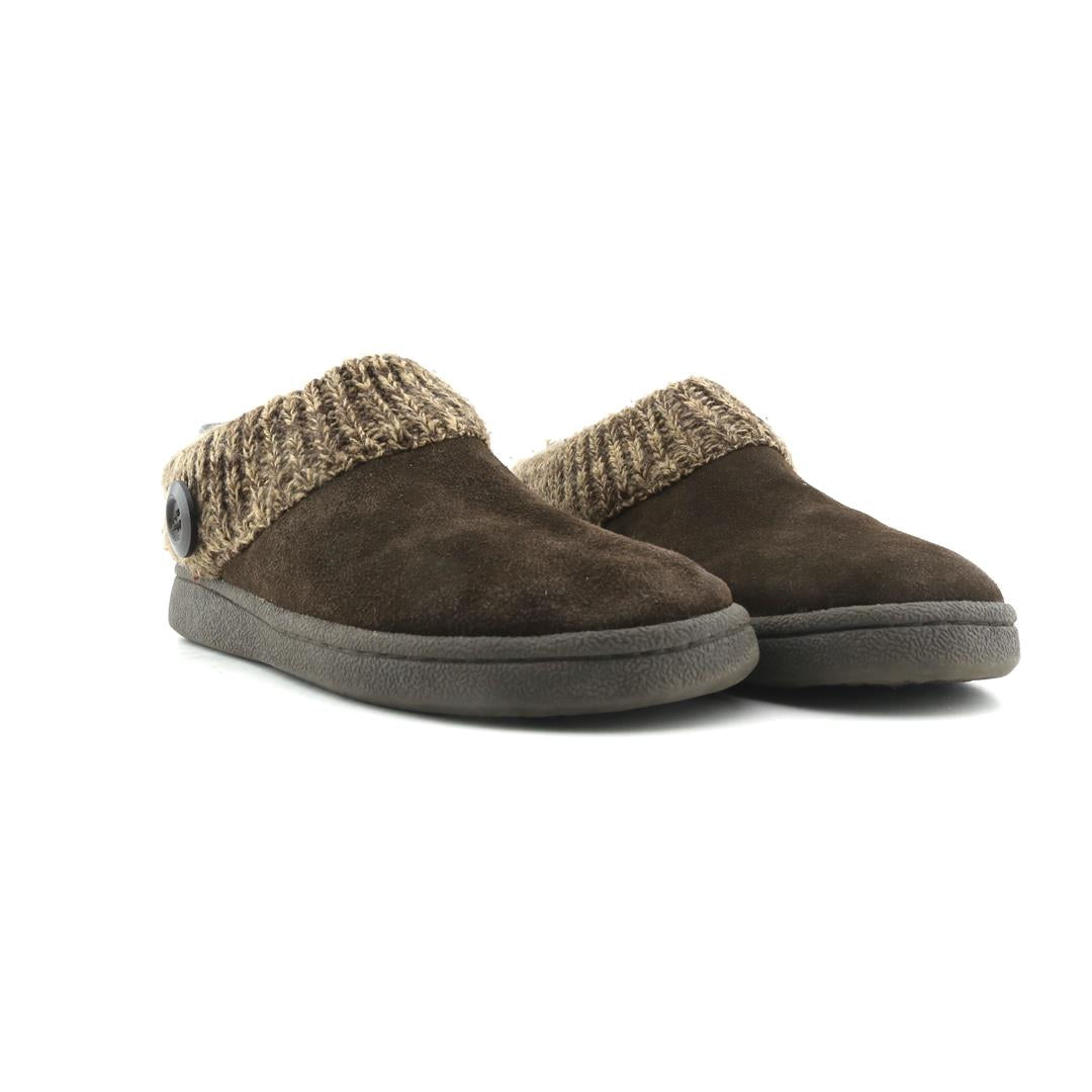 CLARKS .