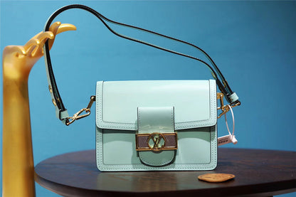 Fan Fashion Lu-Vi bags - 8135