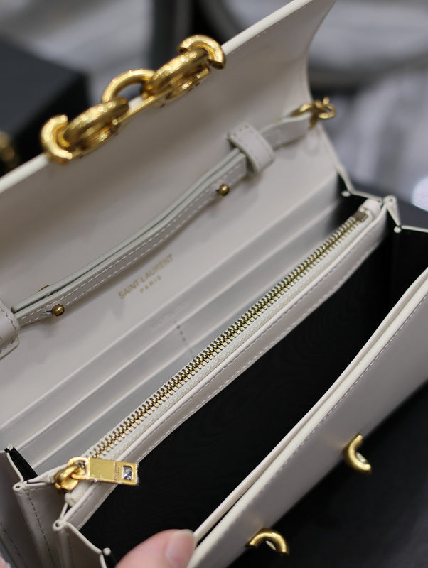 Amelia - YSL Bag - 2505
