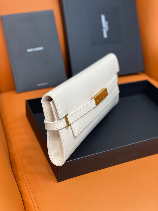 Amelia - YSL Bag - 2366