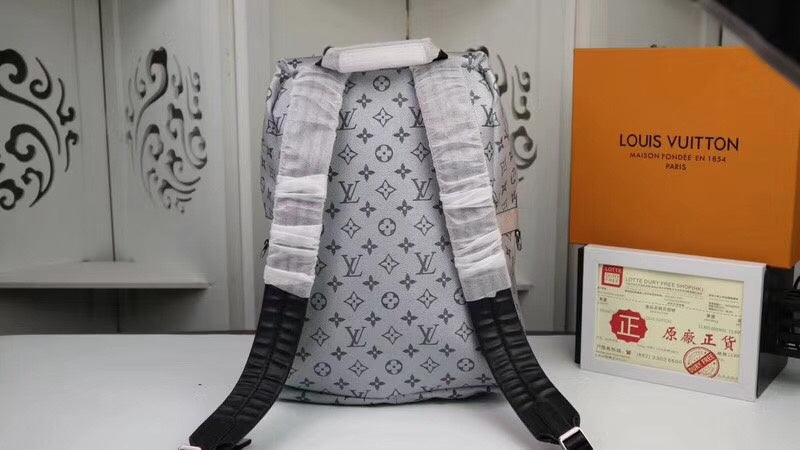Fan Fashion Lu-Vi bags - 17913