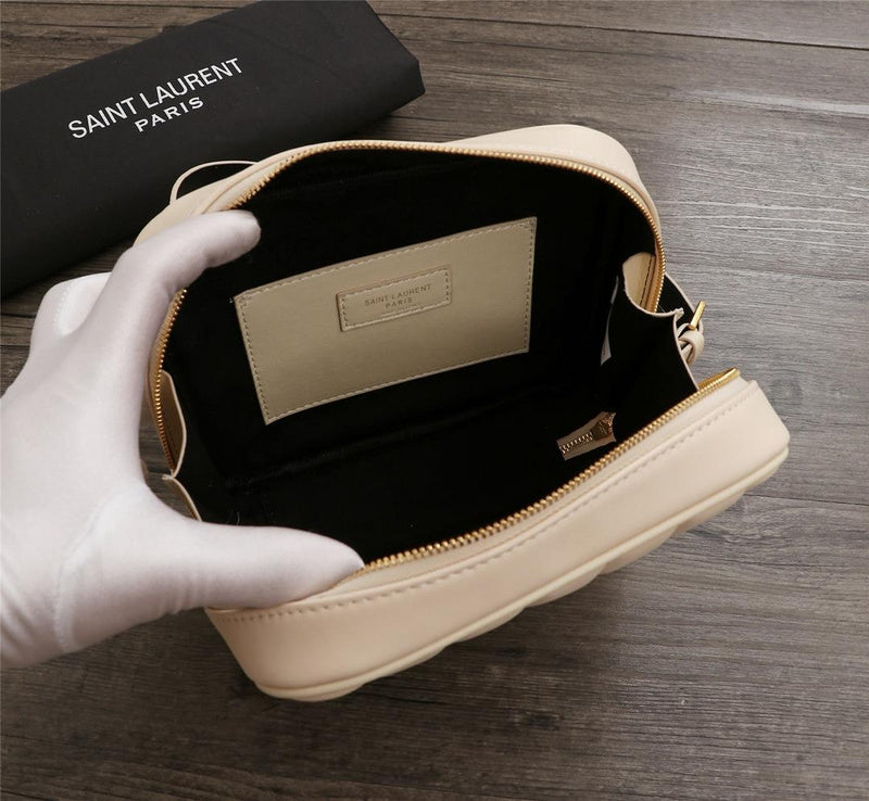 Amelia - YSL Bag - 2885