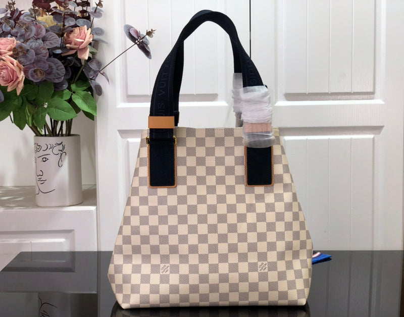 Fan Fashion Lu-Vi bags - 17362
