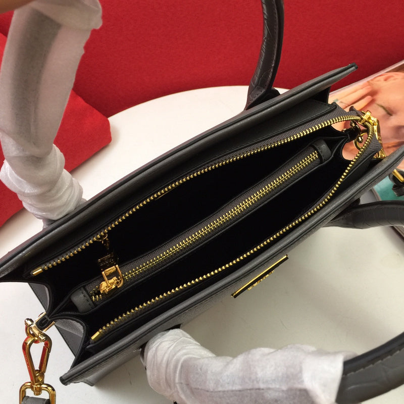 Barnes-Bags - Prada Bags - 970
