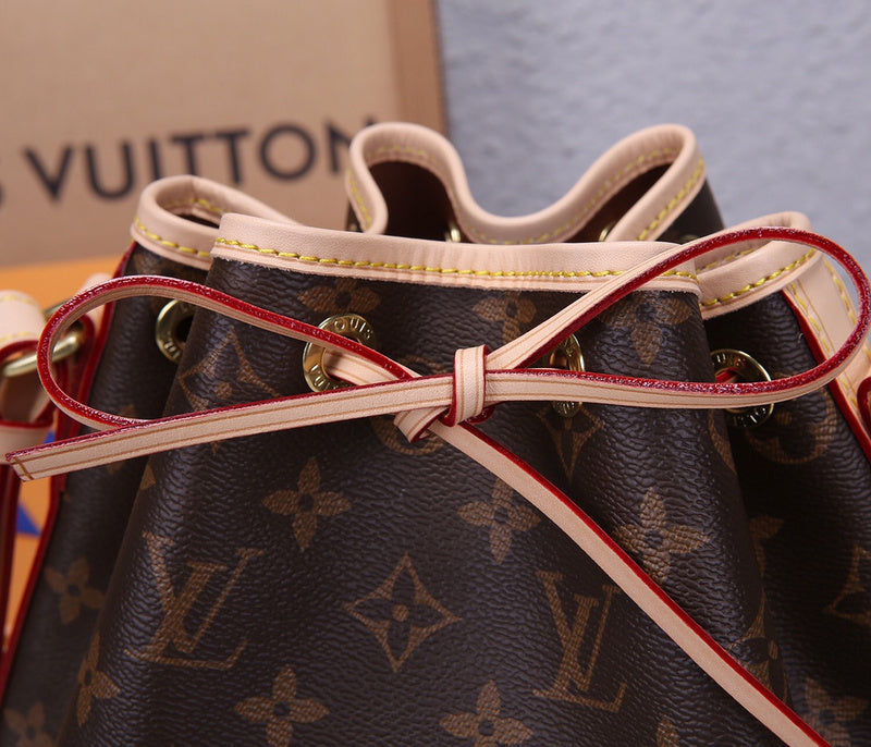 Fan Fashion Lu-Vi Bags - 16970