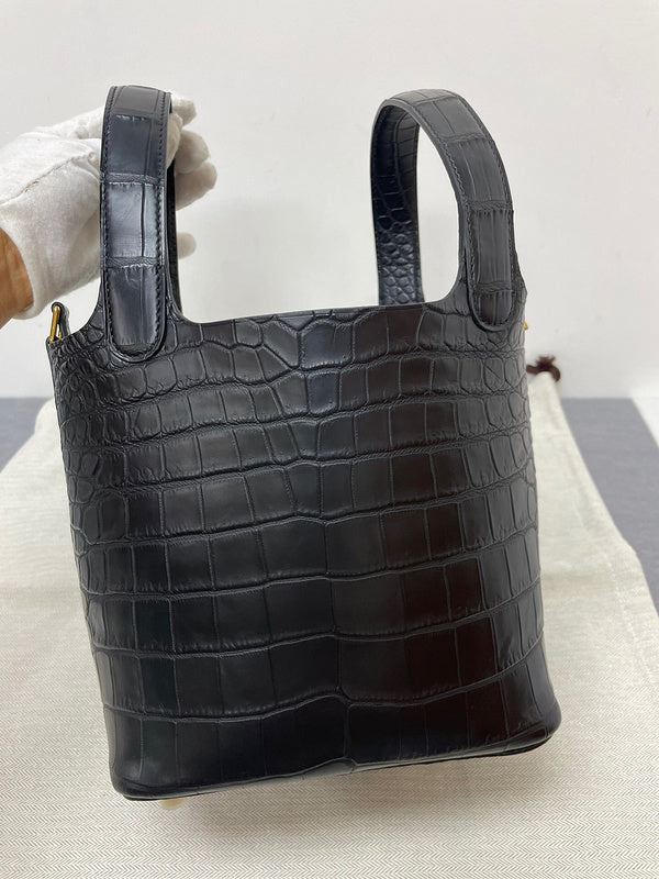 Amelia - HMS Bags - 1678