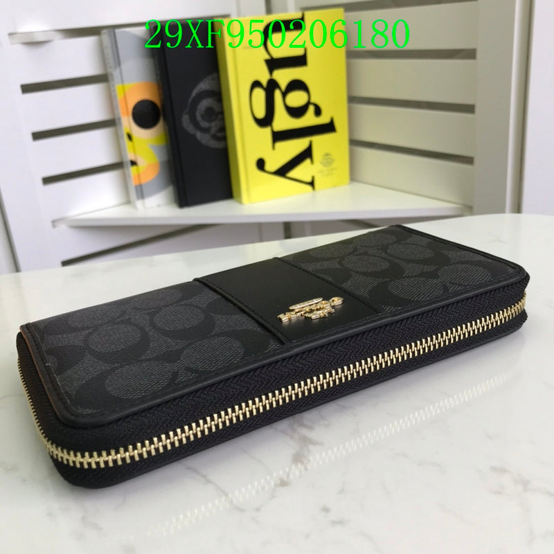 Amelia - CAH Wallet - 012