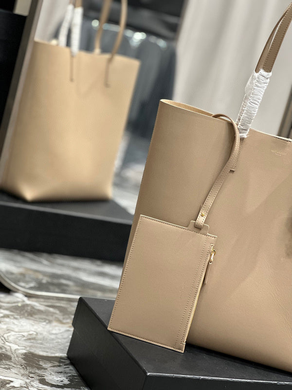 Amelia - YSL Bag - 3951