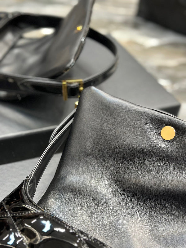 Amelia - YSL Bag - 3967