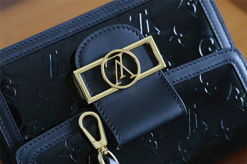 Fan Fashion Lu-Vi bags - 8130