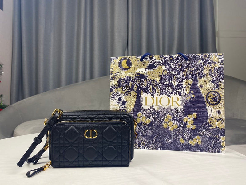 Amelia - DOR Wallets - 086