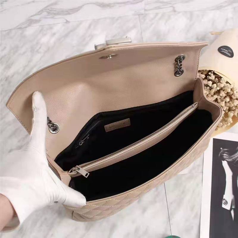 Amelia - YSL Bag - 2811