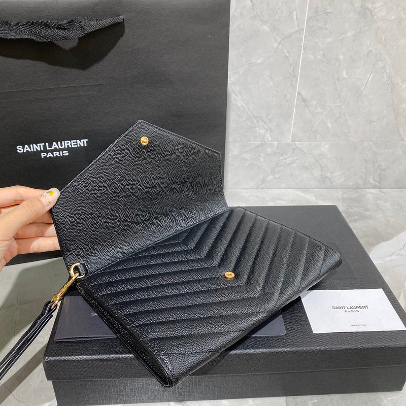 Amelia - YSL Bag - 4104