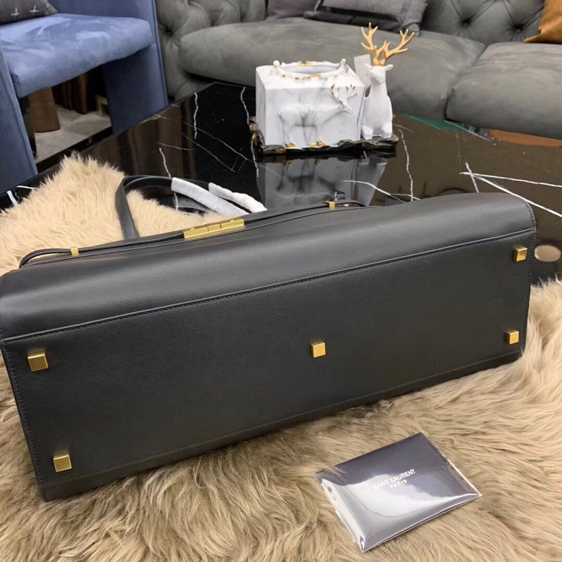 Amelia - YSL Bag - 3872