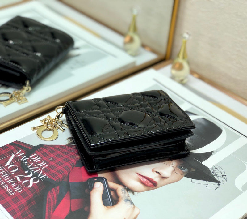 Amelia - DOR Wallets - 063