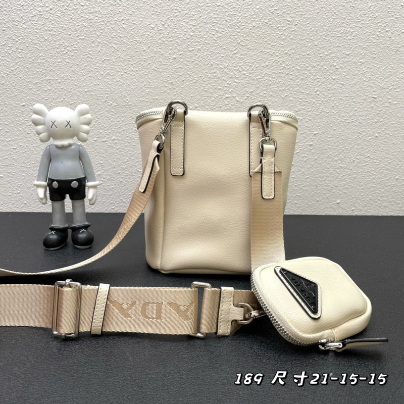 Barnes-Bags - Prada Bags - 963