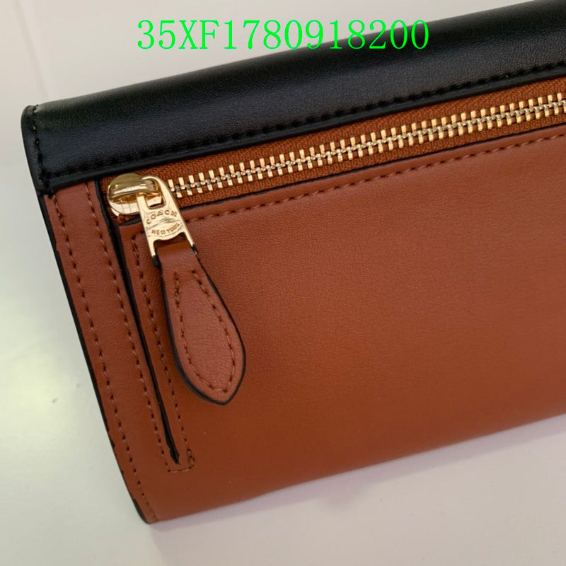 Amelia - CAH Wallet - 084