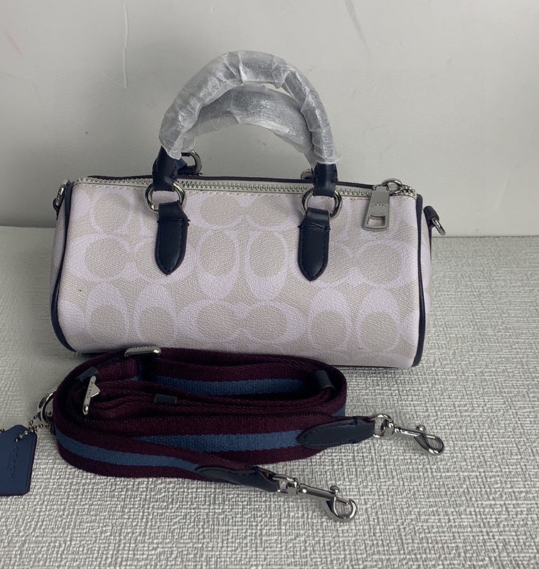 Amelia-i CAH Bags - 026