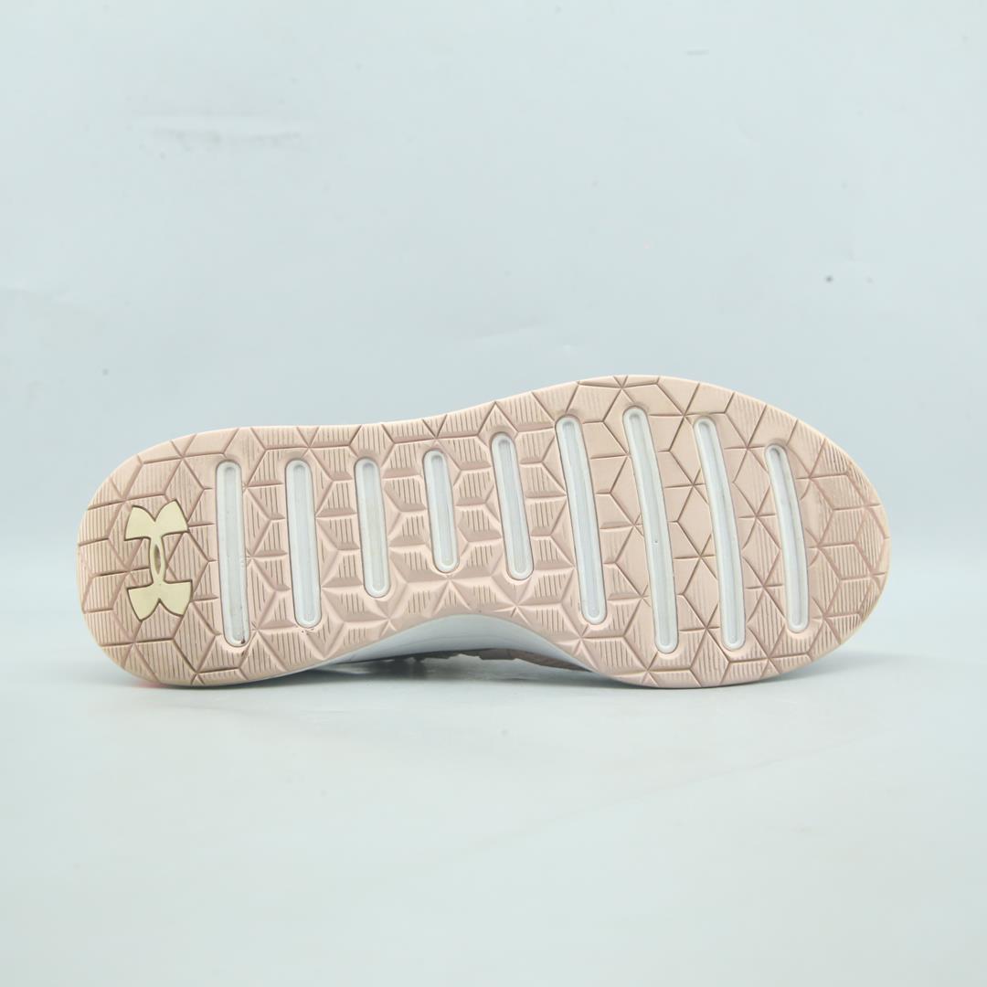 UNDER ARMOUR BREATHE TRAINER