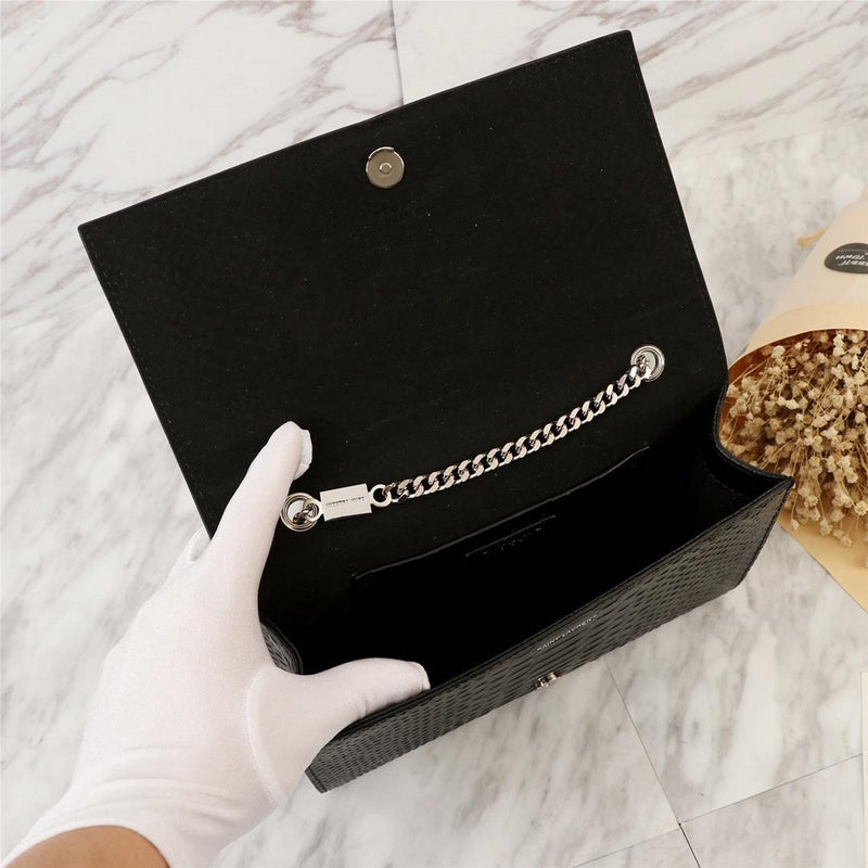 Amelia - YSL Bag - 2601