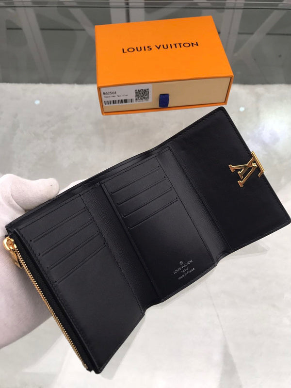 Fan Fashion Lu-Vi bags - 9002