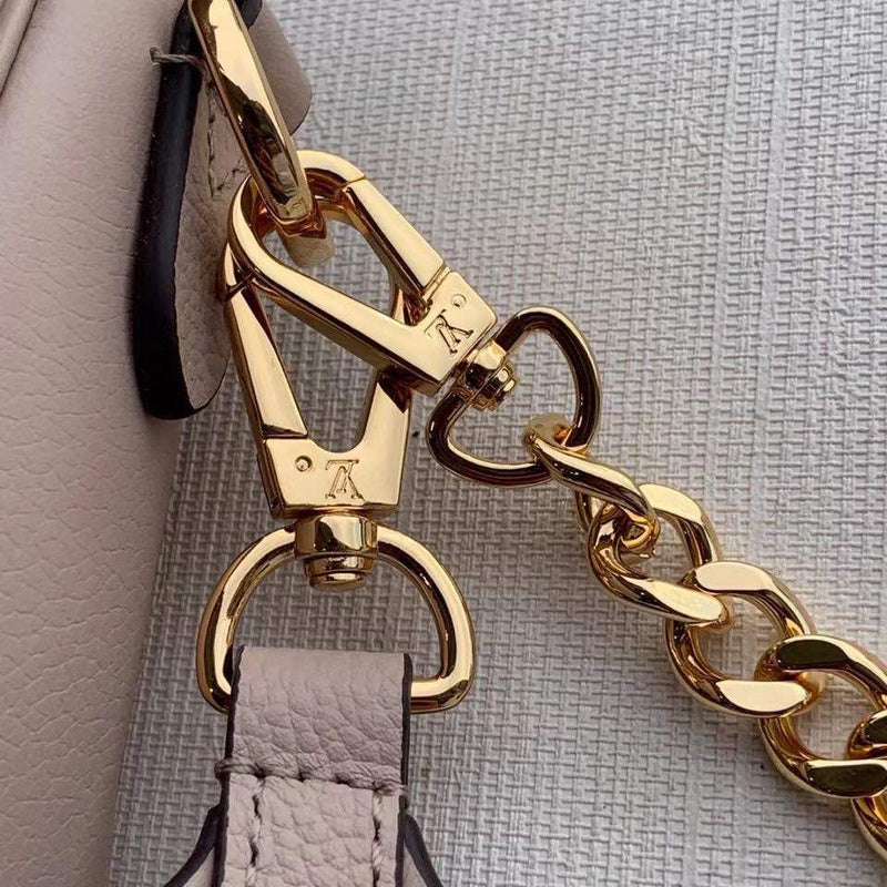 Fan Fashion Lu-Vi bags - 17544