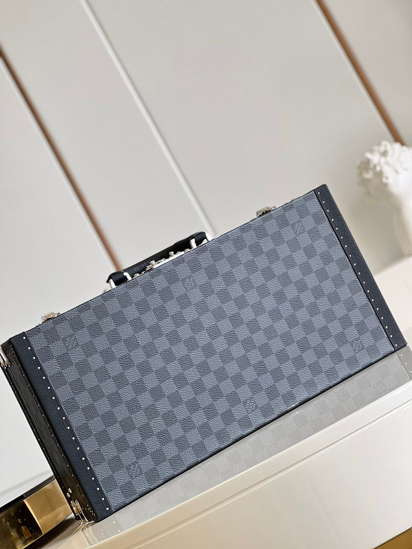 Fan Fashion Lu-Vi bags - 9505
