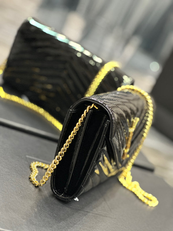 Amelia - YSL Bag - 3941
