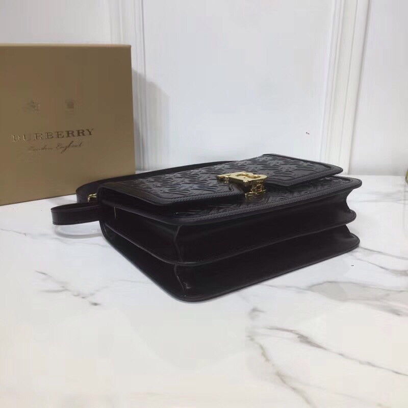Burberry Bags - Bagsattire   732