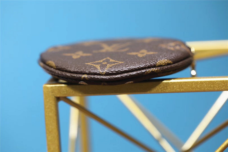 Fan Fashion Lu-Vi bags - 9182