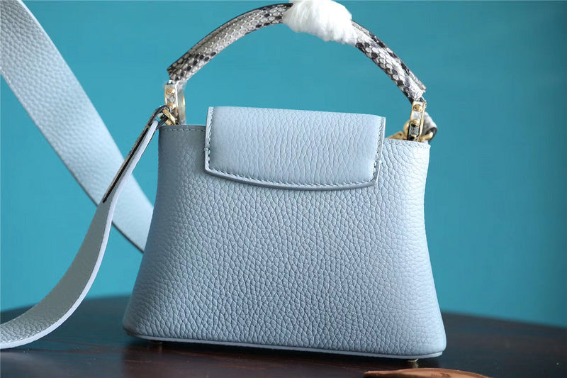 Fan Fashion Lu-Vi bags - 8348