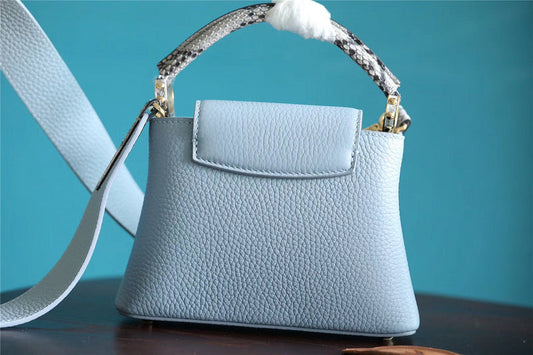 Fan Fashion Lu-Vi bags - 8348