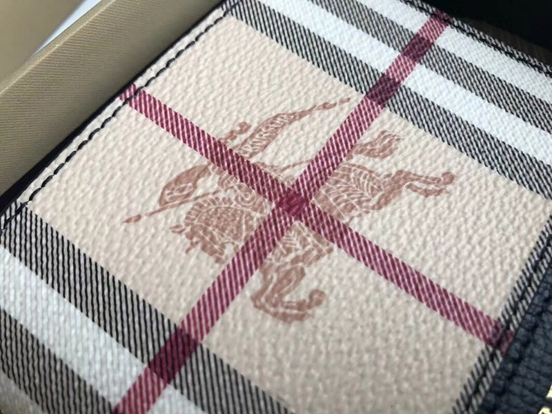 Burberry Bags - Bagsattire   388