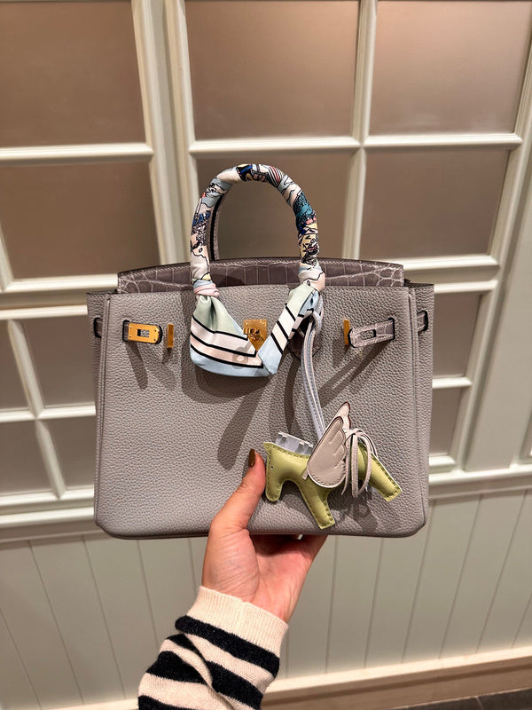 Amelia - HMS Bags - 1547