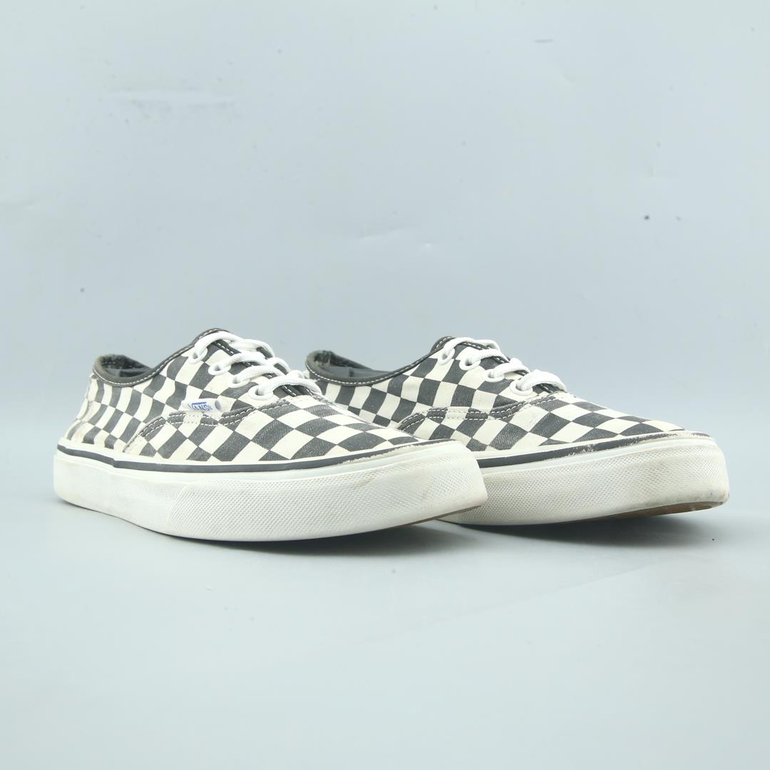 VANS AUTHENTIC