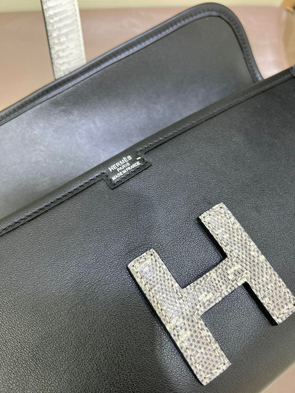 Amelia - HMS Bags - 1723
