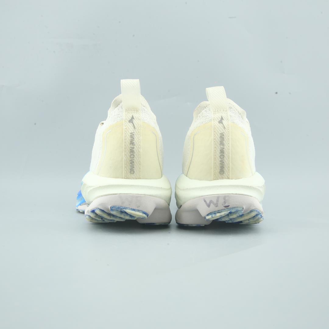 MIZUNO WAVE NEO WIND