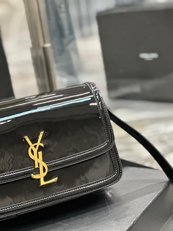 Amelia - YSL Bag - 3964
