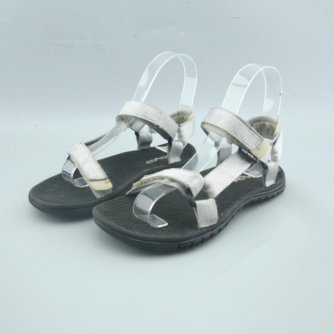 TEVA HURRICANE 3