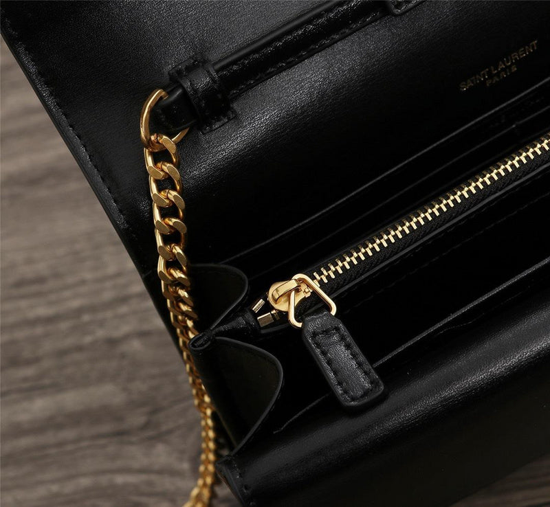Amelia - YSL Bag - 2917