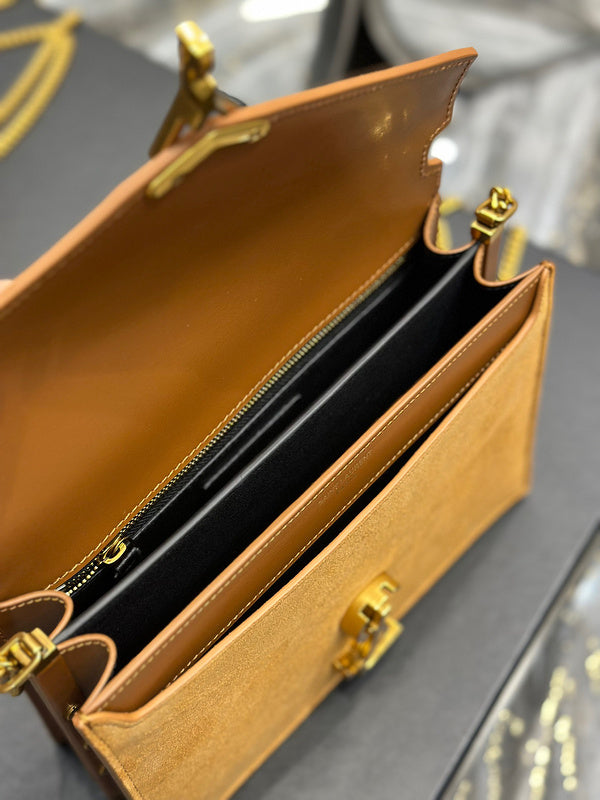 Amelia - YSL Bag - 3903