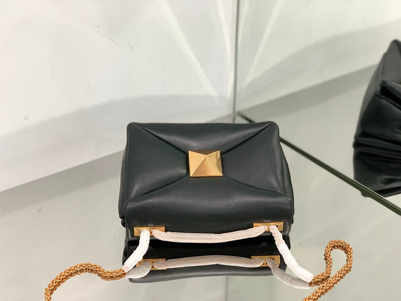 Amelia's Bag Gallery - VEL Bags - 515