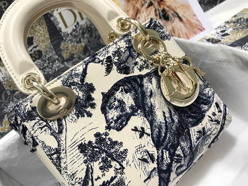 Amelia - DYOR   BAGS FOR WOMEN - FASHION LUXURY BAGS 202