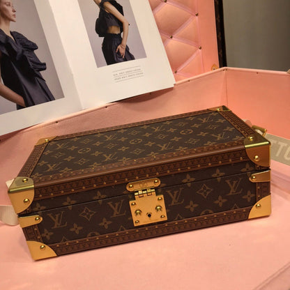 Fan Fashion Lu-Vi bags - 9482