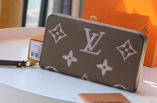 AmeliaLuxury - LOV Bags - 2700