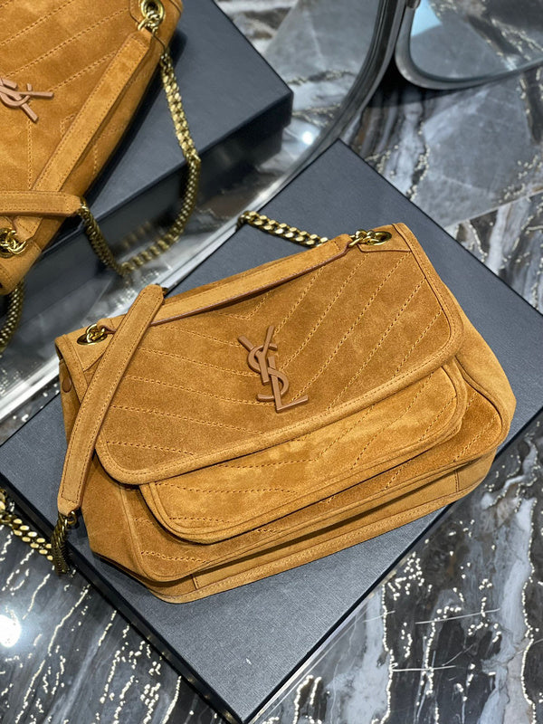 Amelia - YSL Bag - 3900